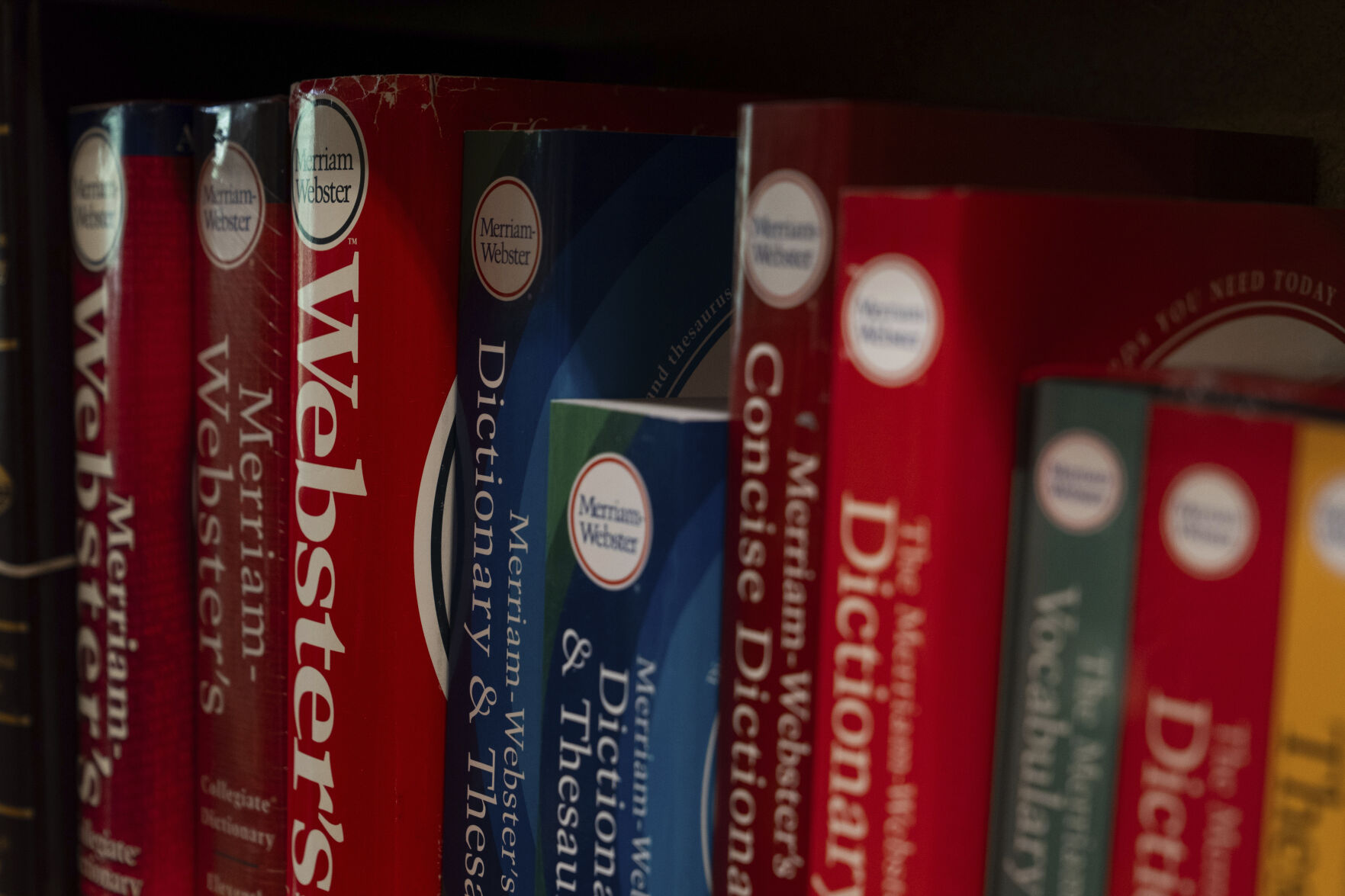 Books-Dictionary - Merriam Webster